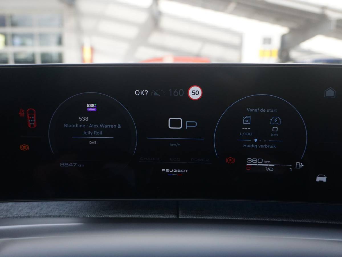 Peugeot 5008 Peugeot 5008 1.2 Hybrid 136 Allure 7p | 7 ZITPLAATSEN | AUTOMAAT |