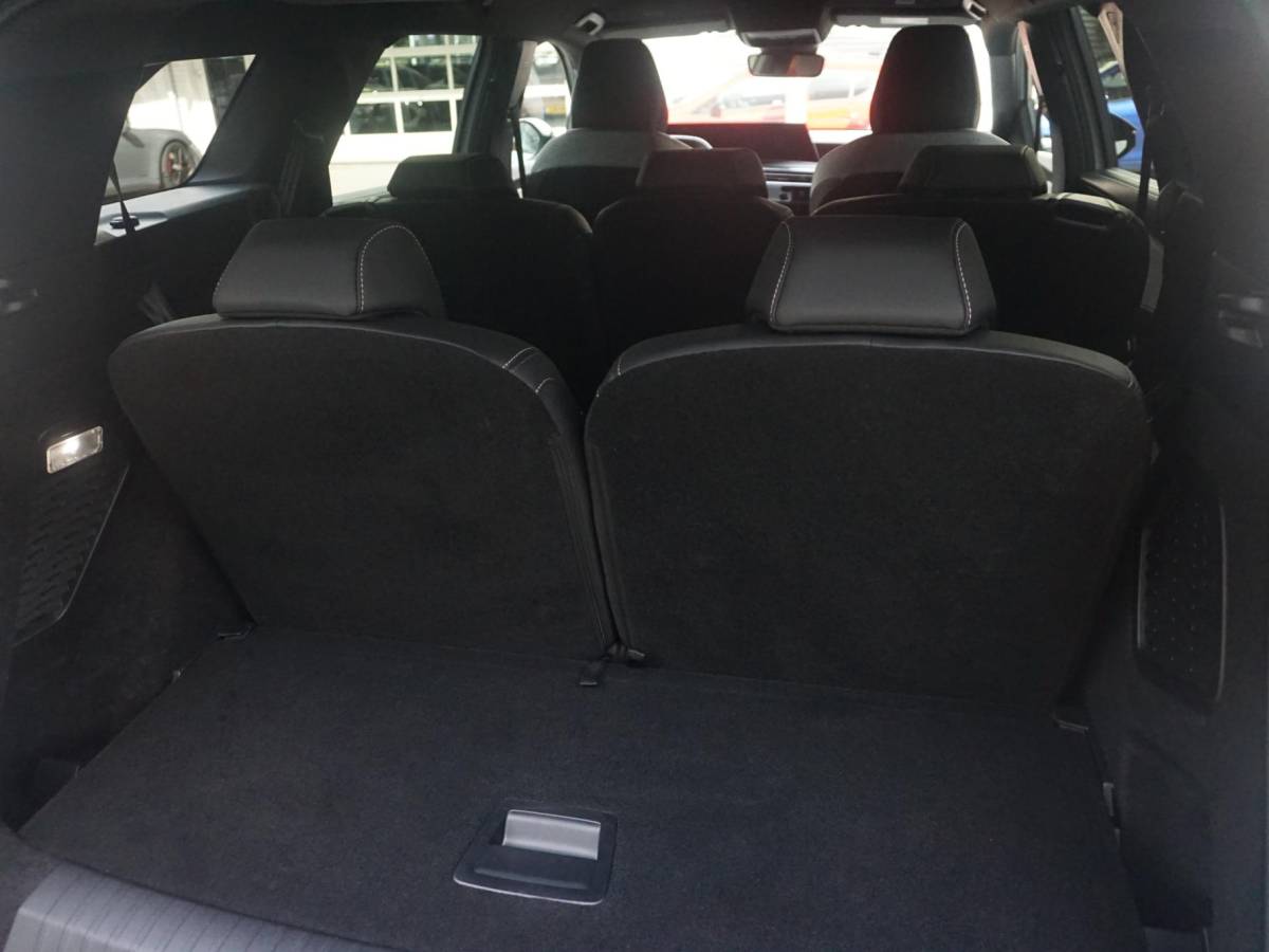 Peugeot 5008 Peugeot 5008 1.2 Hybrid 136 Allure 7p | 7 ZITPLAATSEN | AUTOMAAT |