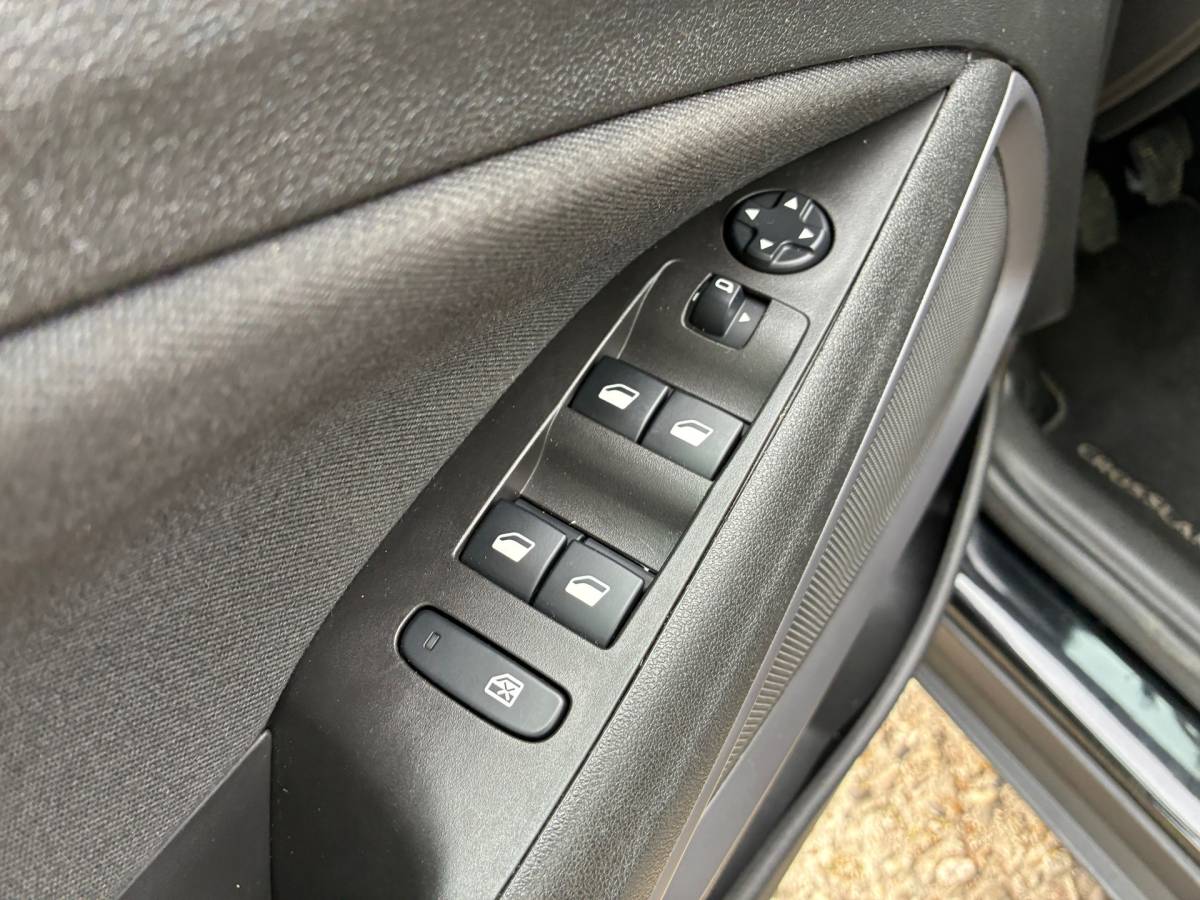 Opel Crossland Opel Crossland 1.2 Turbo Edition | DAB+ + Carplay/Android + Clima + Cruise nu € 11.975,-!!
