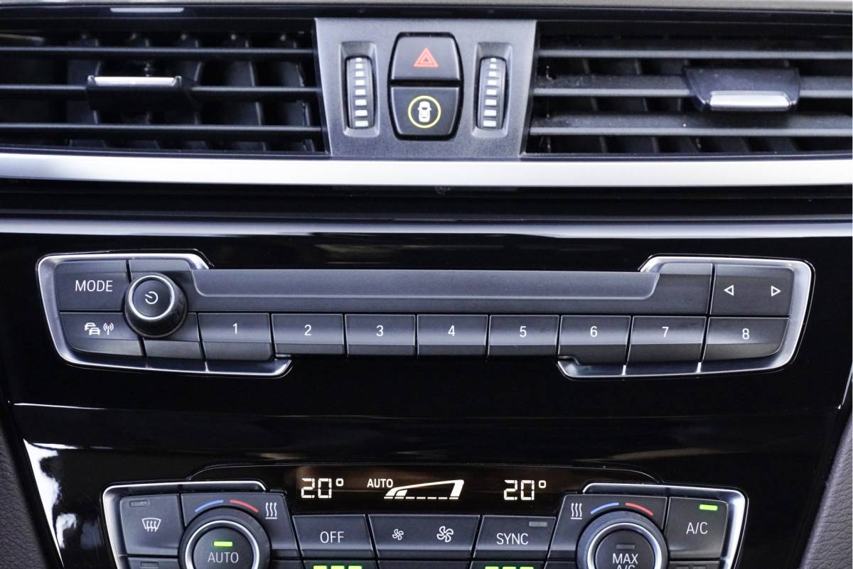 BMW X1 BMW X1 sDrive20i 192PK! Automaat VDL Nedcar Edition Executive BJ2020 Lmv 18″ | Led | Pdc | Navi | Sideskirts | Head-Up display | Elek. achterklep | Climate control | Cruise control | Lederen bekleding | Verwarmde voorstoelen | Zwarte hemel | Getint glas