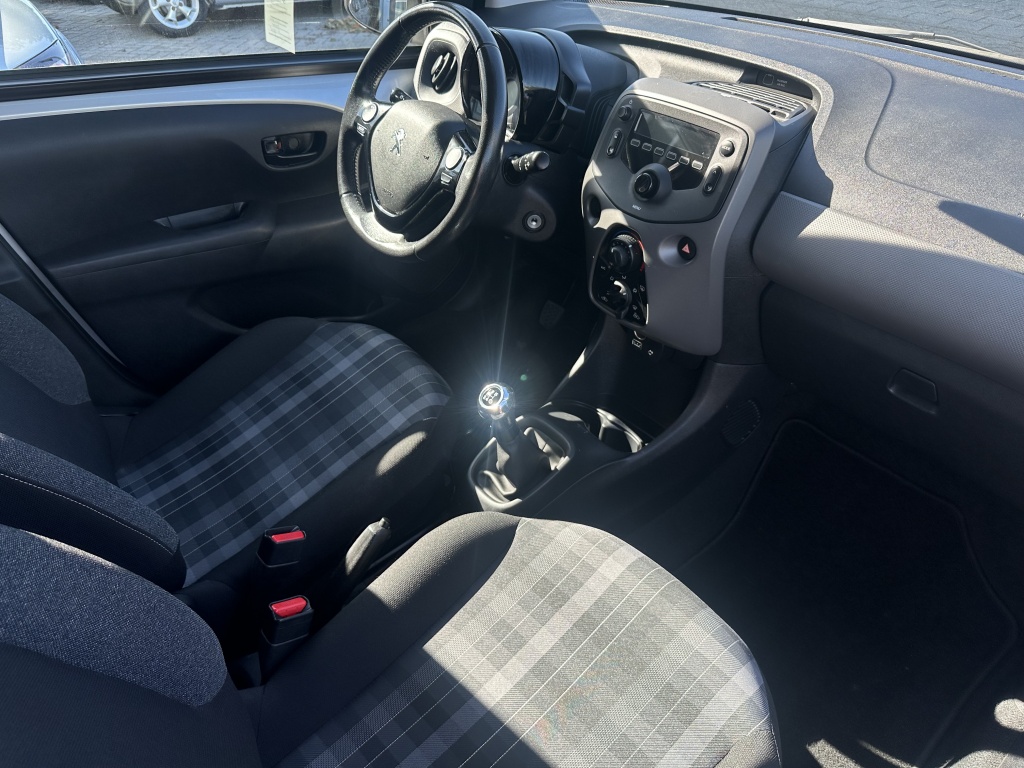 Peugeot 108 Peugeot 108 1.0 Active | Duindam Original | Airco |