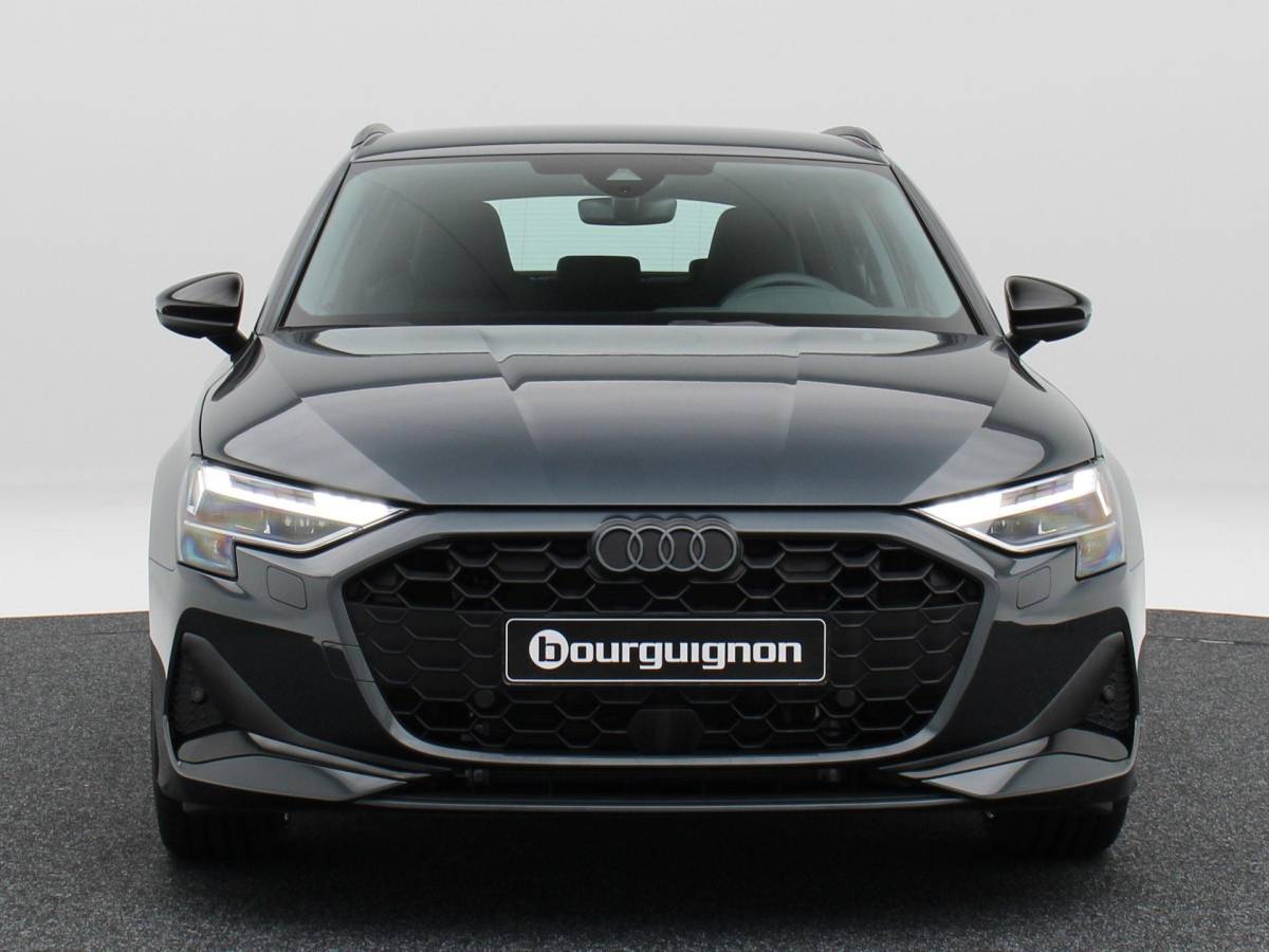 Audi A3 Audi A3 Sportback Advanced edition 40 TFSI e | 204 PK | Zwart optiek | 17 inch velgen | Achteruitrij camera | Stoel. verwarm. | Audi drive select |