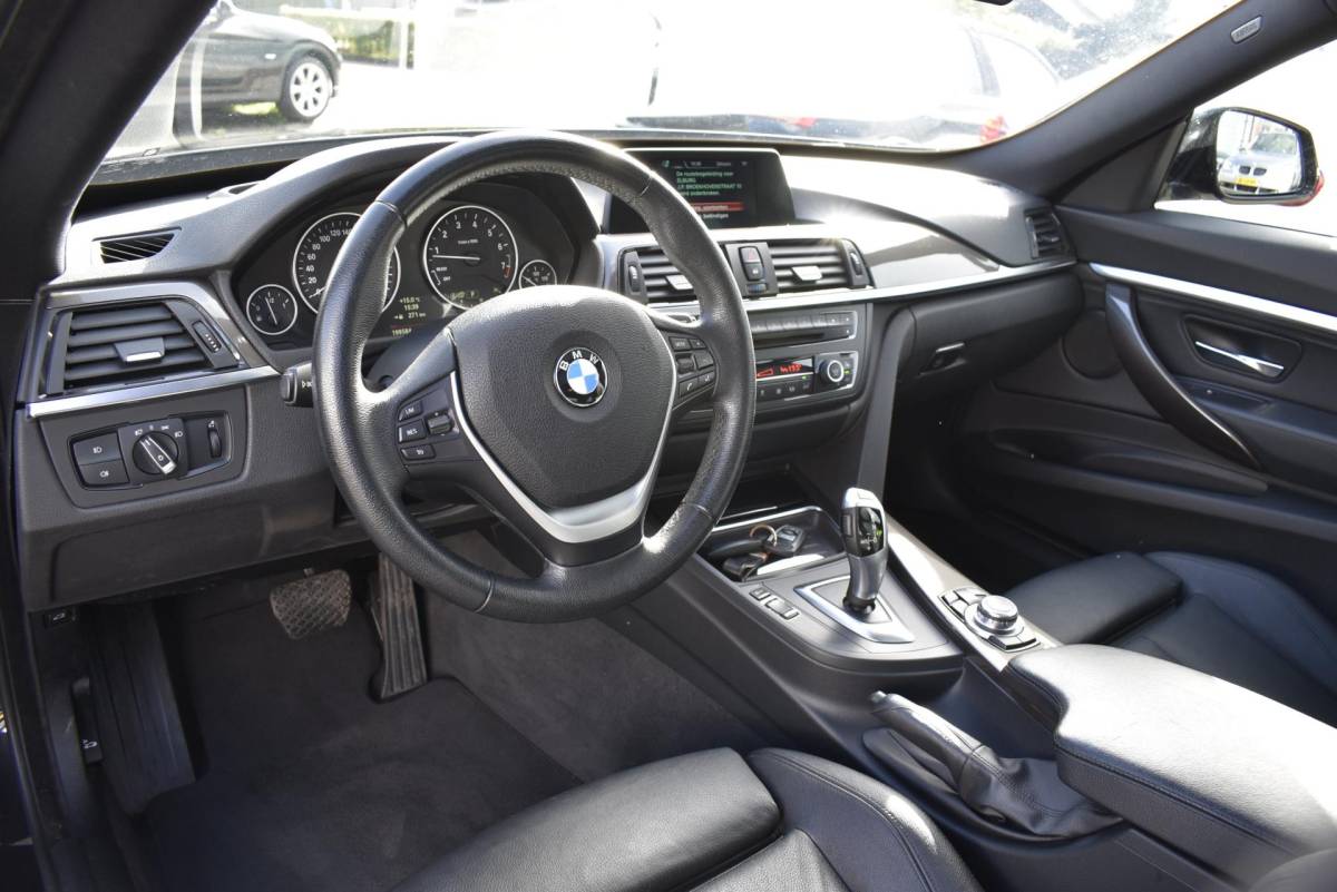 BMW 3 Serie BMW 3-serie Gran Turismo 320i Executive