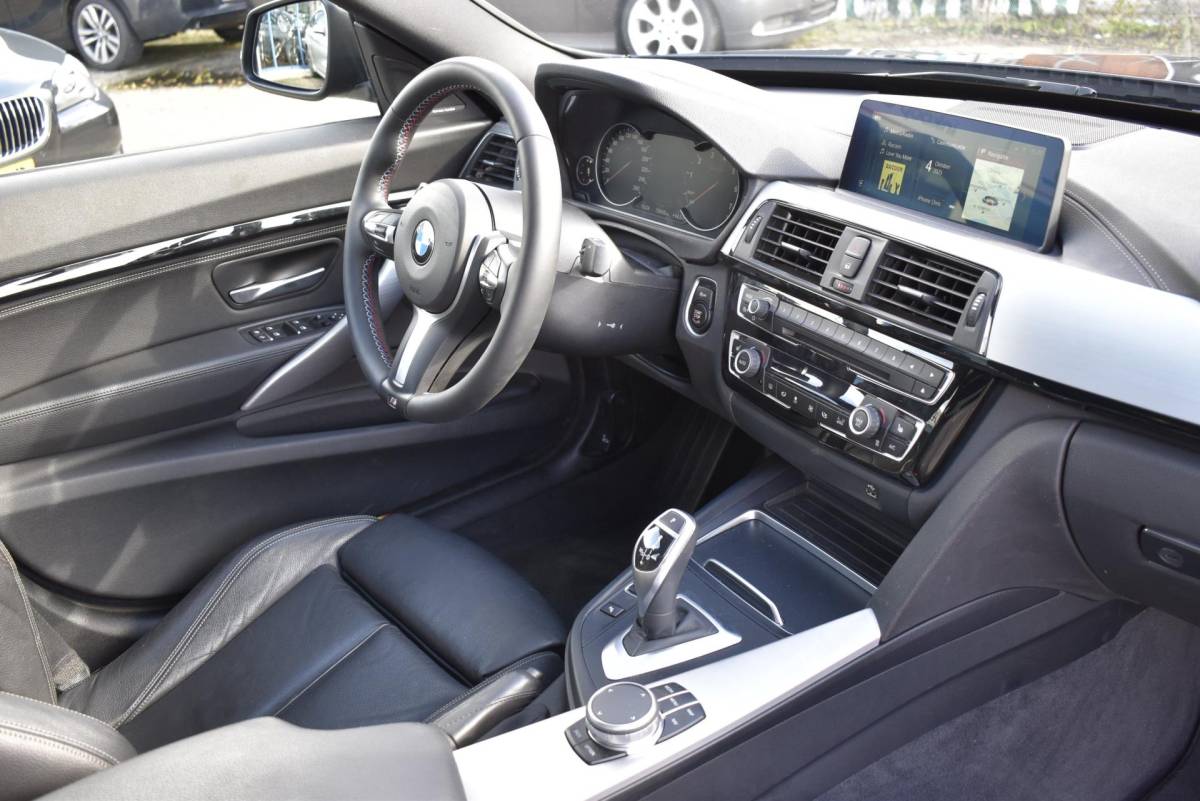 BMW 3 Serie BMW 3-serie Gran Turismo 320i High Executive