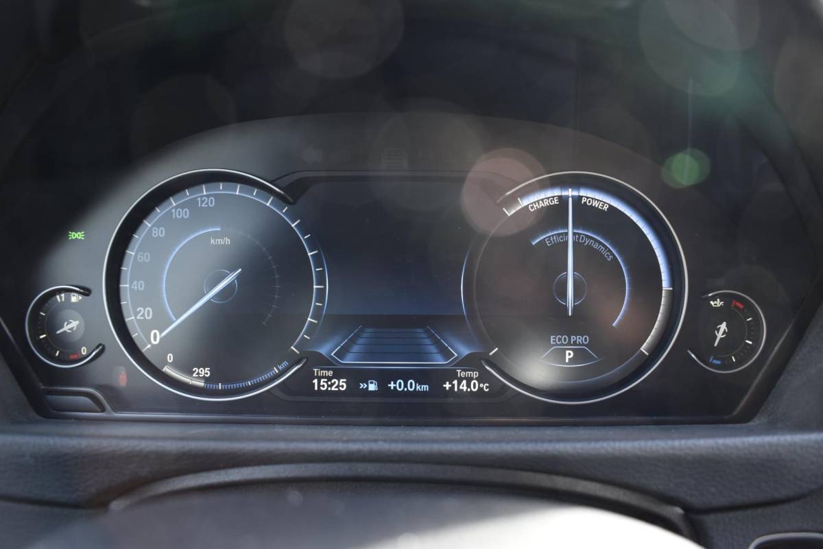 BMW 3 Serie BMW 3-serie Gran Turismo 320i High Executive
