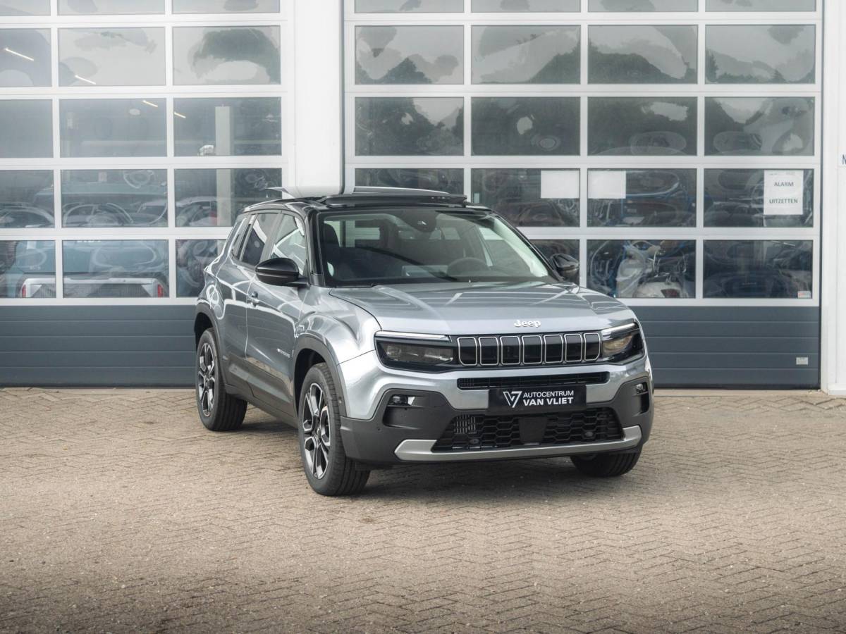Jeep Avenger Jeep Avenger 1.2 e-Hybrid Summit | Uit voorraad leverbaar | Winter Pack | Schuif/Kanteldak | Infotaiment&Convenience Pack | Bicolore