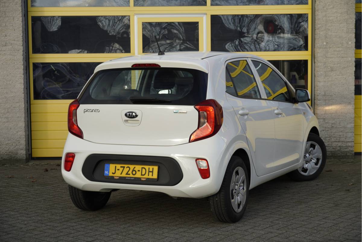 Kia Picanto Kia Picanto 1.0 5drs ComfortLine BJ2020 Audio | Airco | Stuurbekrachtiging | Getint glas