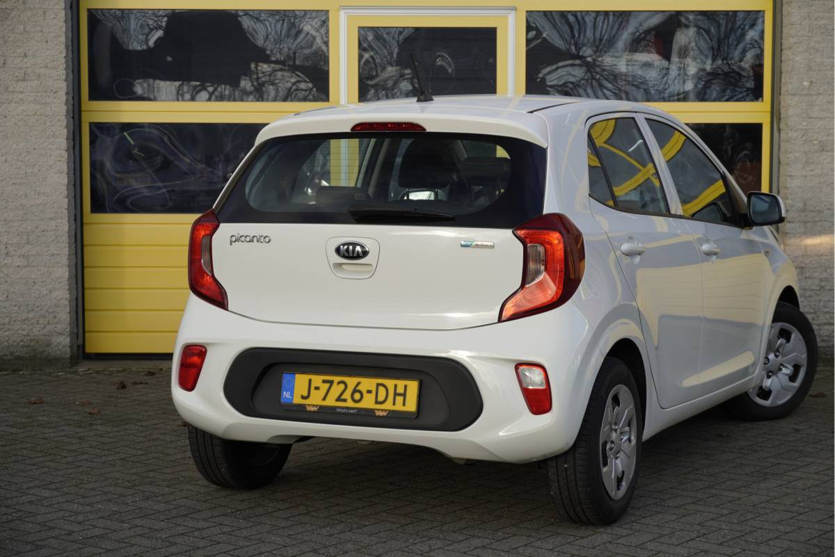 Kia Picanto Kia Picanto 1.0 5drs ComfortLine BJ2020 Audio | Airco | Stuurbekrachtiging | Getint glas