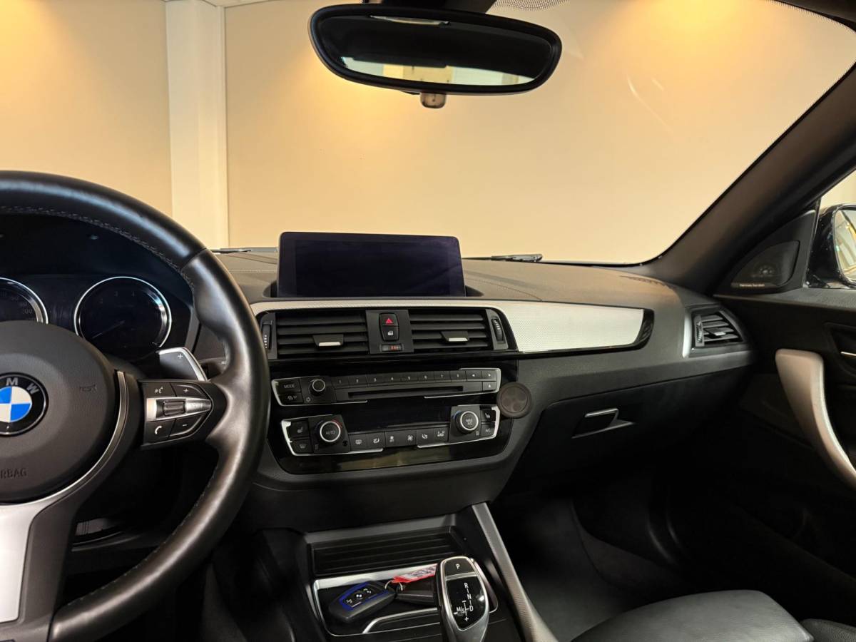 BMW 2 Serie BMW 2-serie Coupé M240i xDrive High Executive *Stage2|446Pk!* Eventuri|Carbon|Carplay