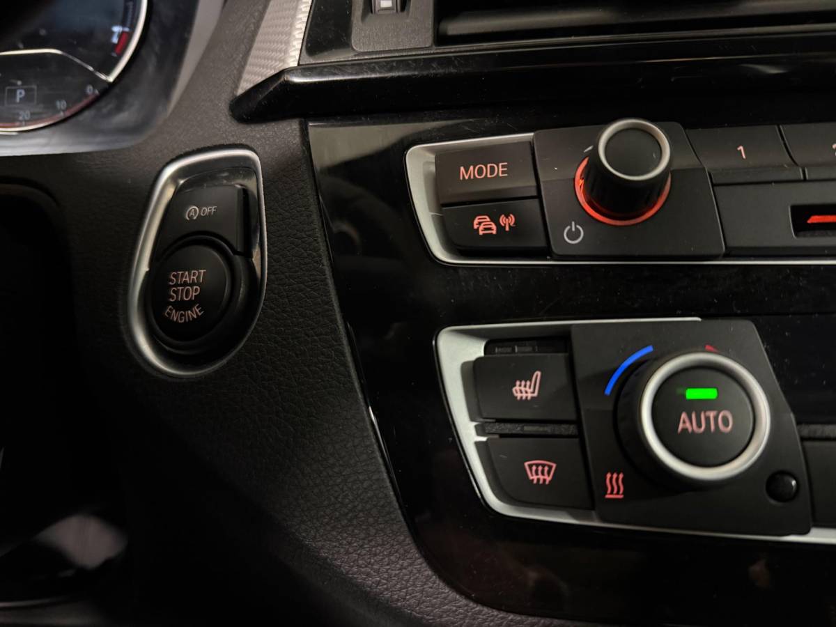BMW 2 Serie BMW 2-serie Coupé M240i xDrive High Executive *Stage2|446Pk!* Eventuri|Carbon|Carplay