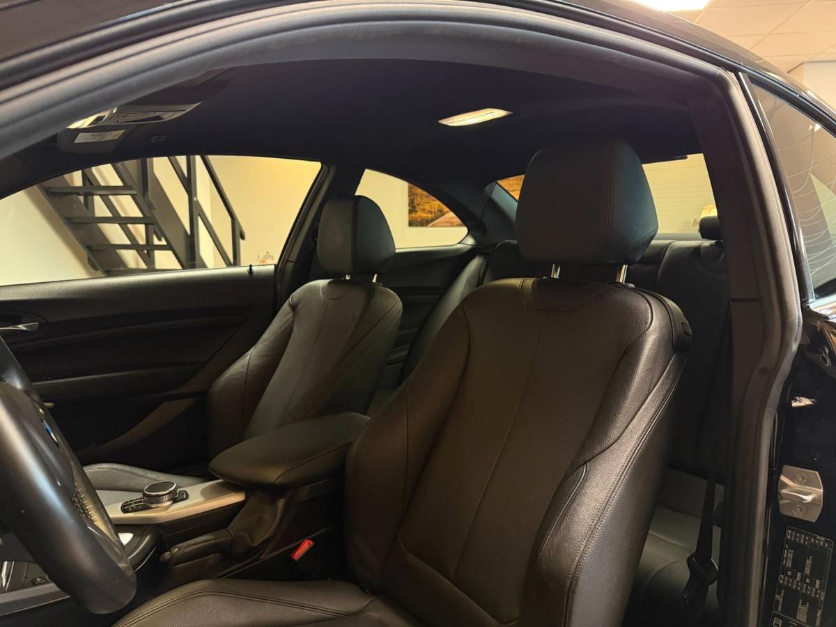 BMW 2 Serie BMW 2-serie Coupé M240i xDrive High Executive *Stage2|446Pk!* Eventuri|Carbon|Carplay