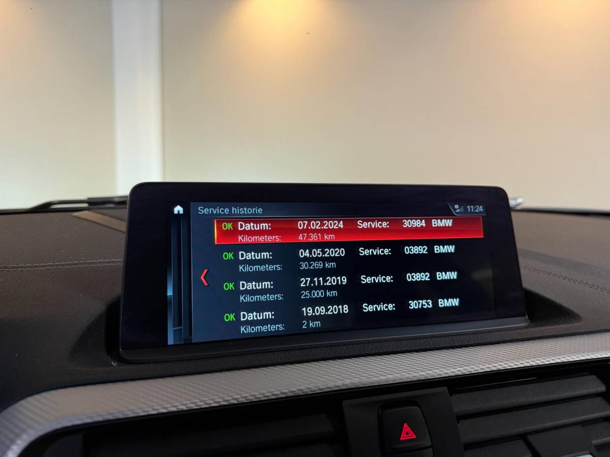 BMW 2 Serie BMW 2-serie Coupé M240i xDrive High Executive *Stage2|446Pk!* Eventuri|Carbon|Carplay