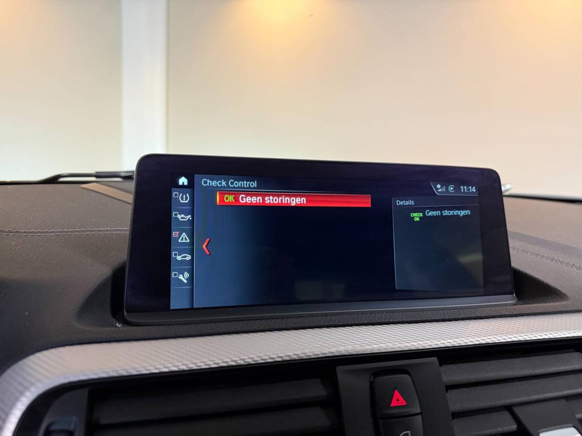 BMW 2 Serie BMW 2-serie Coupé M240i xDrive High Executive *Stage2|446Pk!* Eventuri|Carbon|Carplay