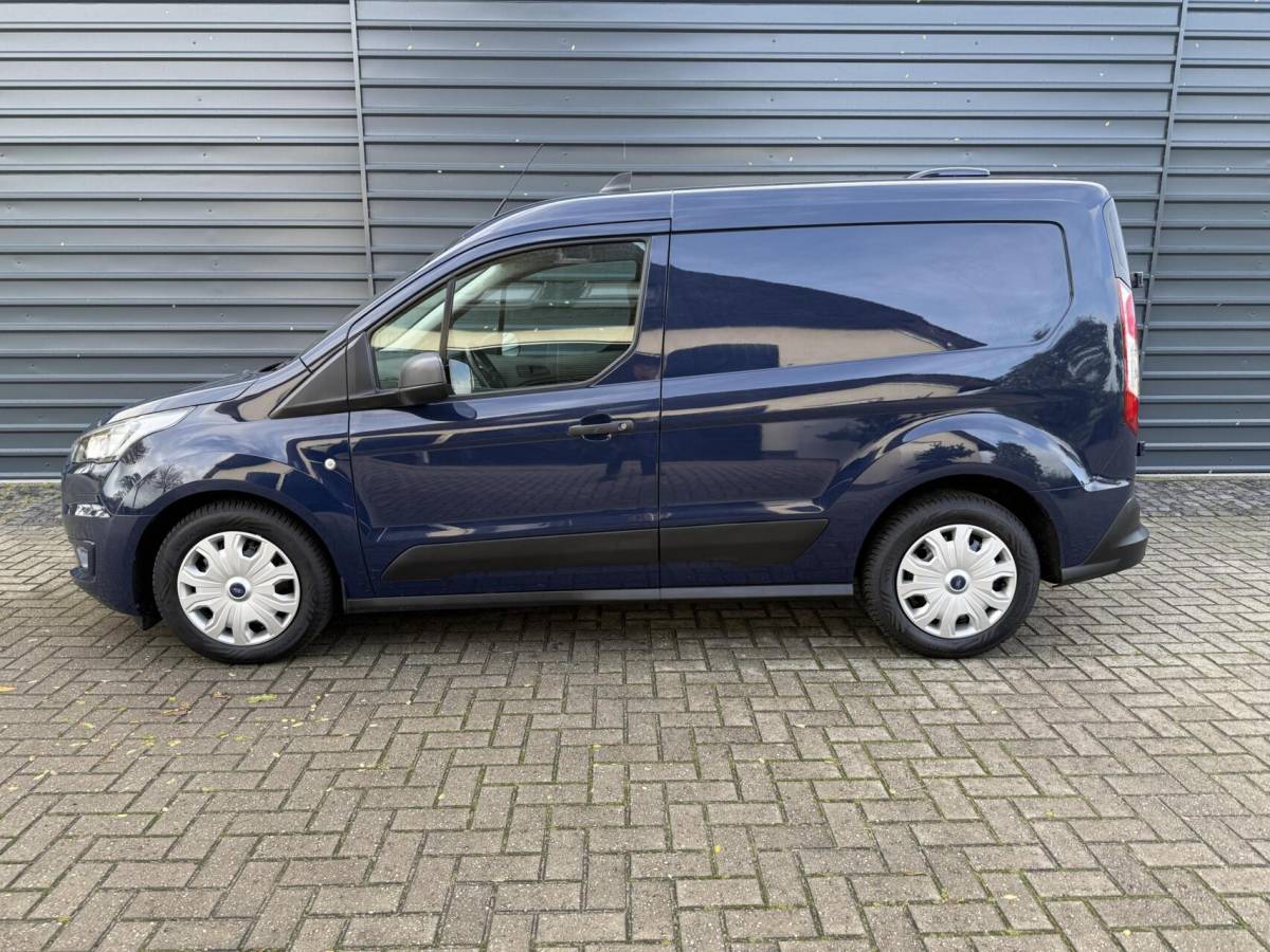 Ford Transit Connect Ford Transit Connect 1.5 EcoBlue Automaat Hondenauto 2x Bench/hondenrek