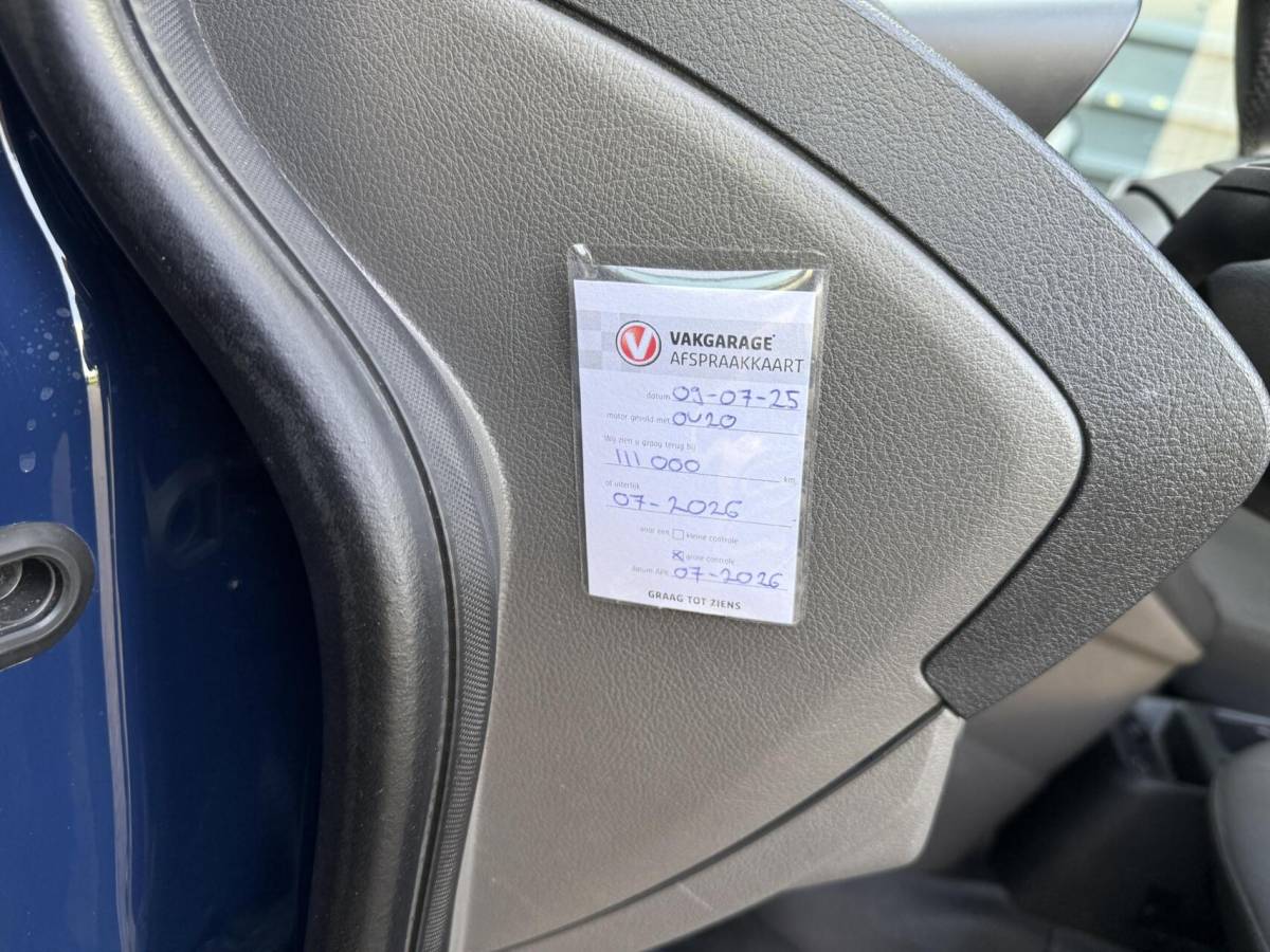Ford Transit Connect Ford Transit Connect 1.5 EcoBlue Automaat Hondenauto 2x Bench/hondenrek