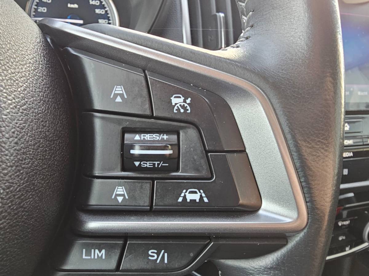 Subaru Forester Subaru Forester 2.0i e-BOXER Luxury | Automaat | Trekhaak | Elek. klep | X Mode | ACC | Stoelverwarming |