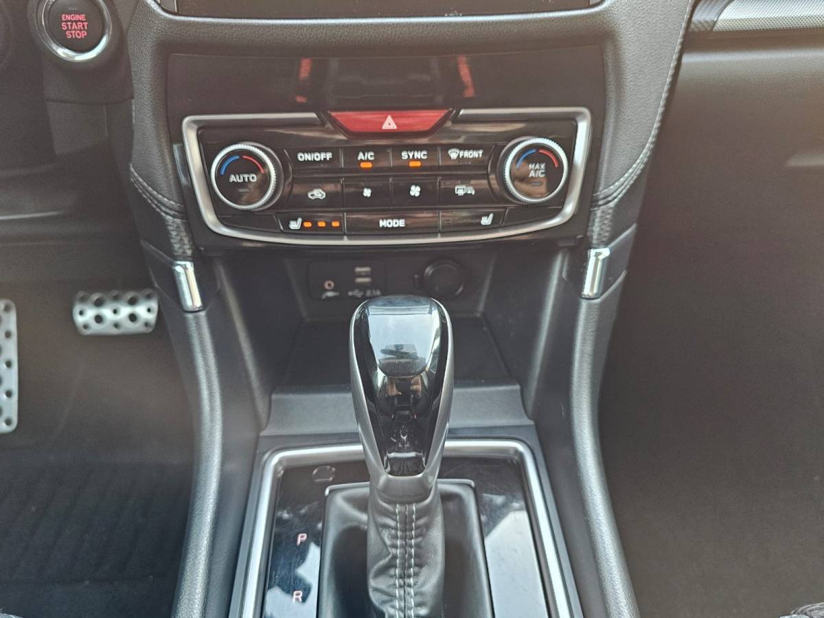 Subaru Forester Subaru Forester 2.0i e-BOXER Luxury | Automaat | Trekhaak | Elek. klep | X Mode | ACC | Stoelverwarming |