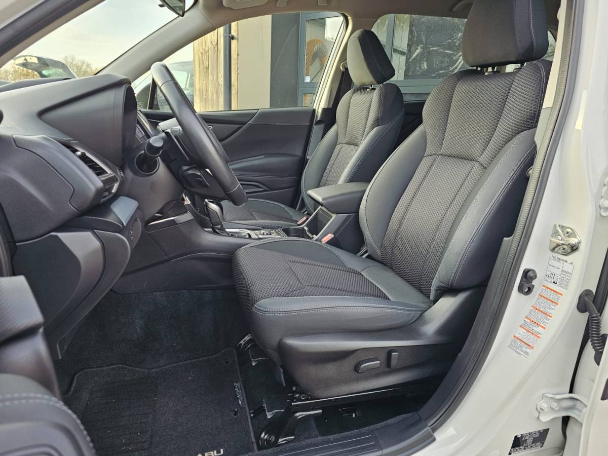 Subaru Forester Subaru Forester 2.0i e-BOXER Luxury | Automaat | Trekhaak | Elek. klep | X Mode | ACC | Stoelverwarming |