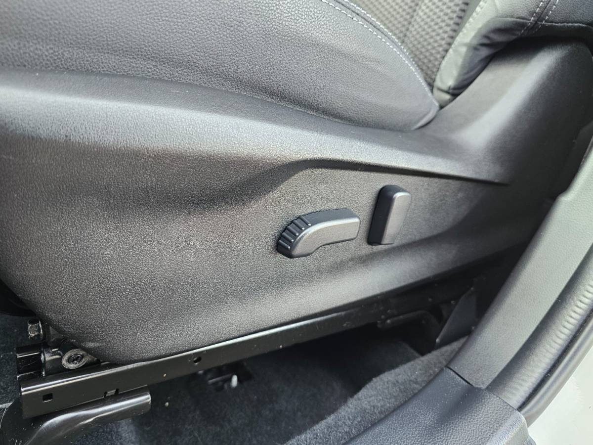 Subaru Forester Subaru Forester 2.0i e-BOXER Luxury | Automaat | Trekhaak | Elek. klep | X Mode | ACC | Stoelverwarming |