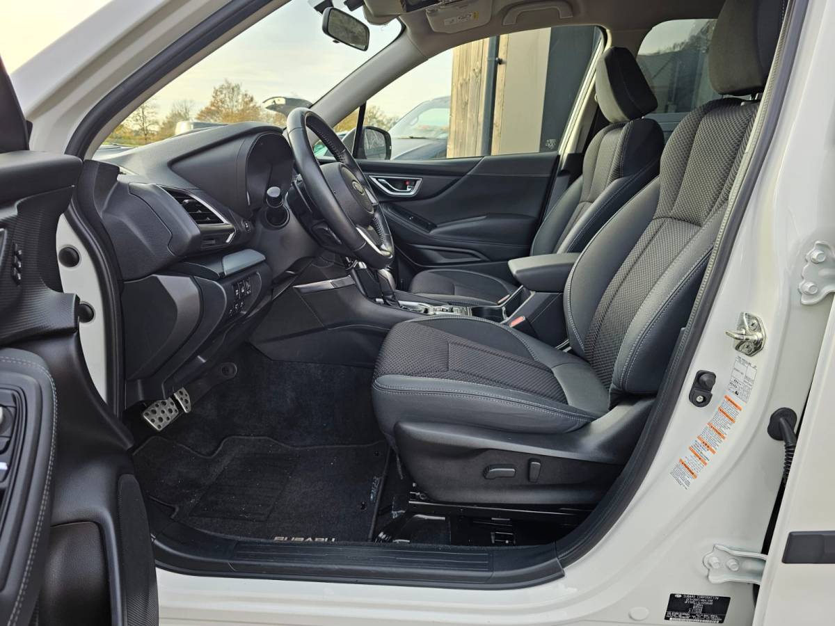 Subaru Forester Subaru Forester 2.0i e-BOXER Luxury | Automaat | Trekhaak | Elek. klep | X Mode | ACC | Stoelverwarming |