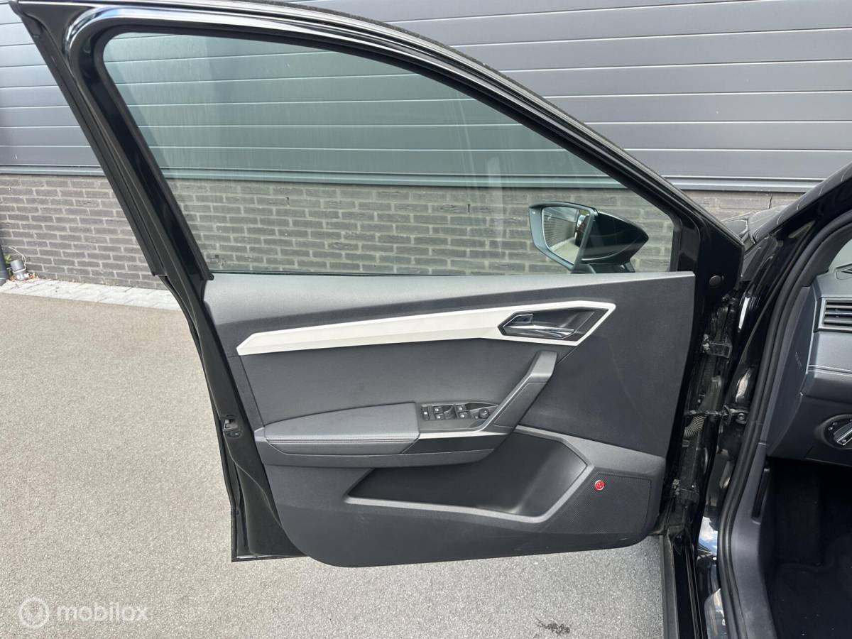 SEAT Arona Seat Arona 1.0 TSI Xcellence Business Intense VOL! TOPSTAAT!