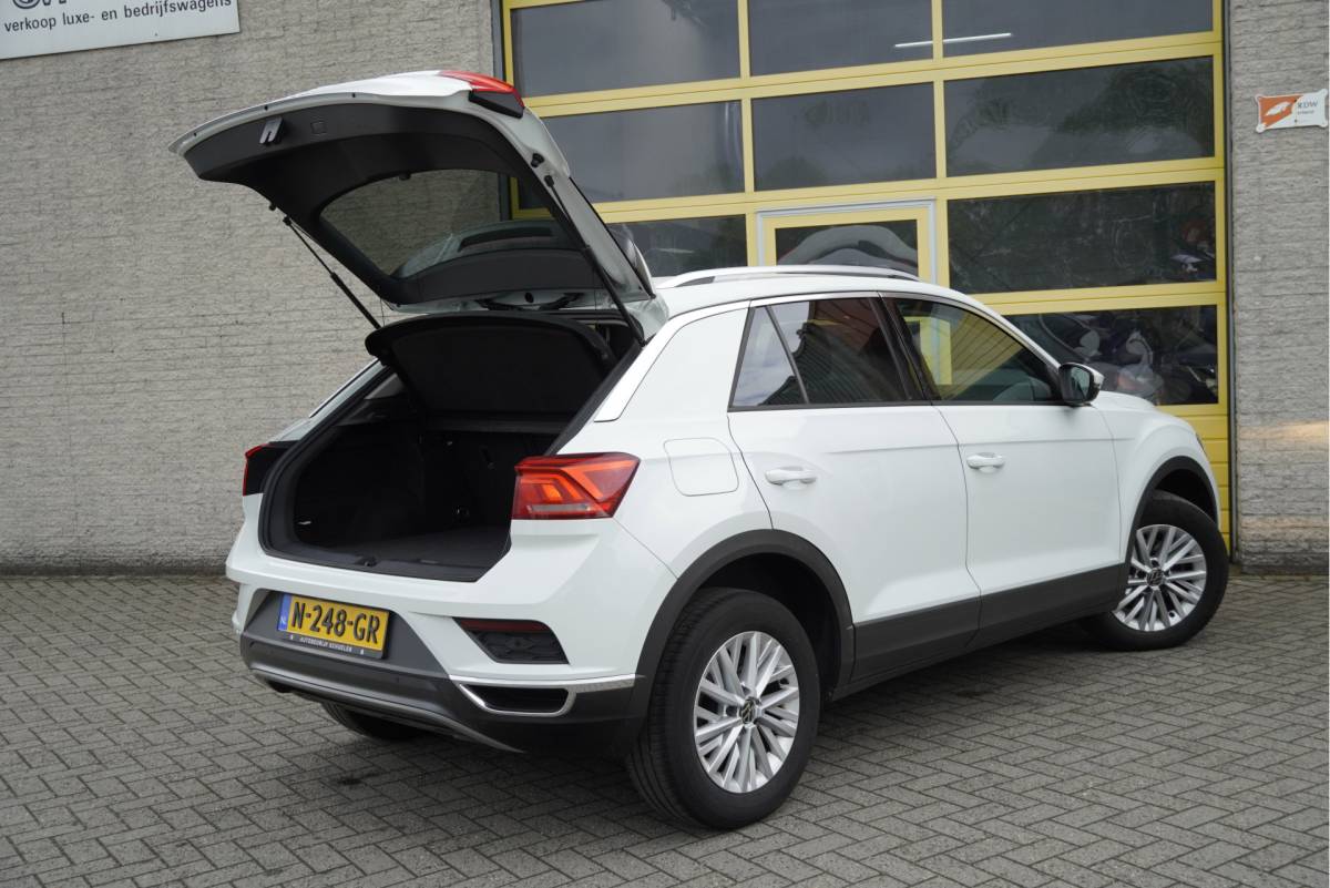 Volkswagen T-Roc Volkswagen T-Roc 1.0 TSI Style BJ2021 Lmv 16″ | Led | Pdc | App-Connect | Navigatie (Niet vrijgeschakeld) | Climate control | Cruise control | Extra getint glas