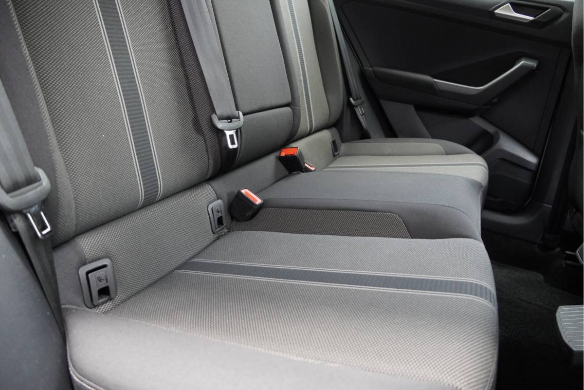 Volkswagen T-Roc Volkswagen T-Roc 1.0 TSI Style BJ2021 Lmv 16″ | Led | Pdc | App-Connect | Navigatie (Niet vrijgeschakeld) | Climate control | Cruise control | Extra getint glas