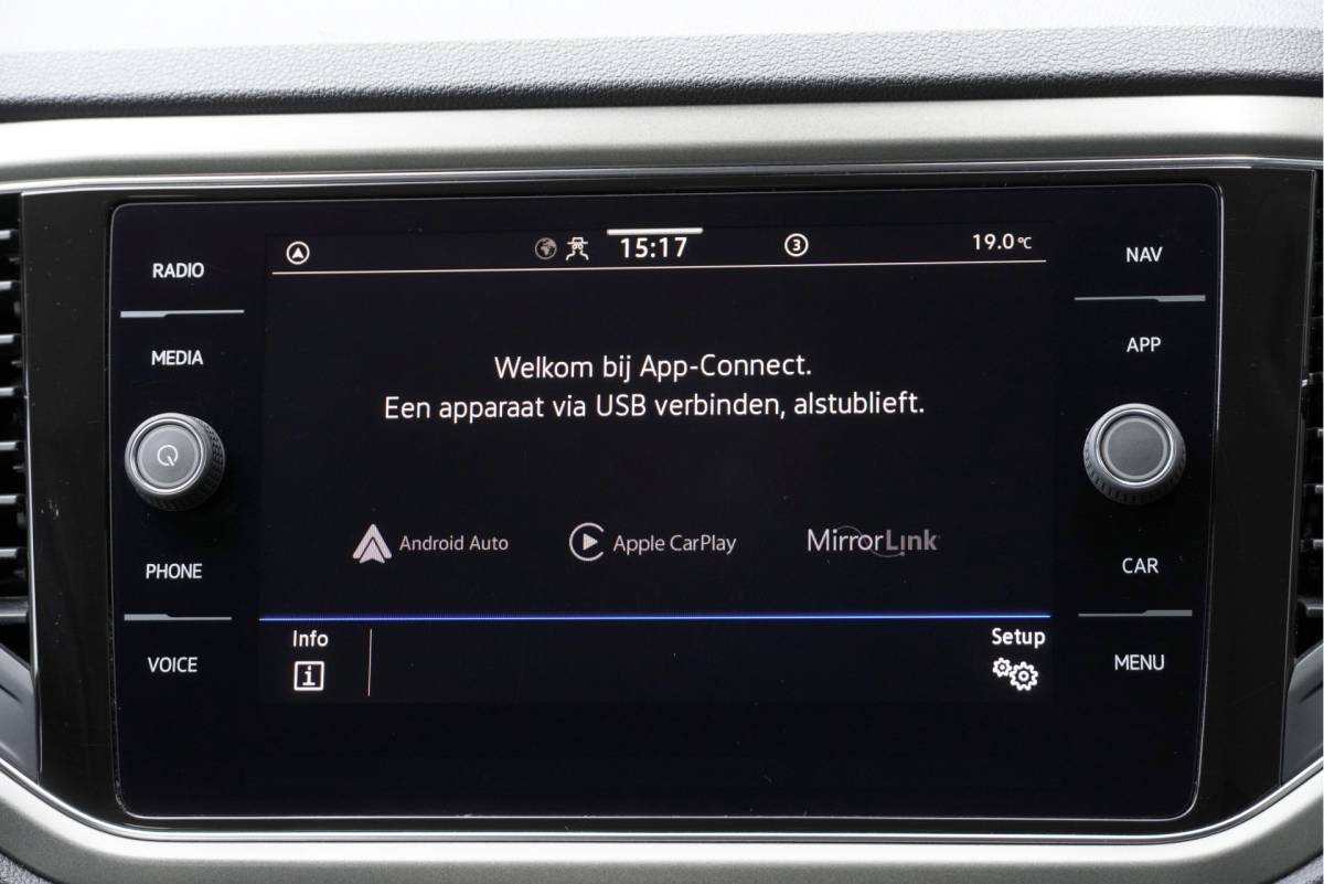 Volkswagen T-Roc Volkswagen T-Roc 1.0 TSI Style BJ2021 Lmv 16″ | Led | Pdc | App-Connect | Navigatie (Niet vrijgeschakeld) | Climate control | Cruise control | Extra getint glas