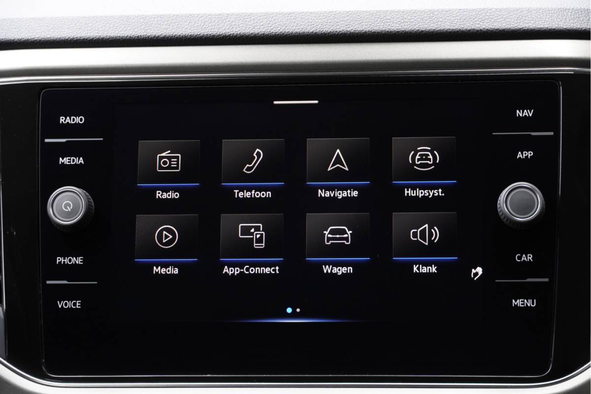 Volkswagen T-Roc Volkswagen T-Roc 1.0 TSI Style BJ2021 Lmv 16″ | Led | Pdc | App-Connect | Navigatie (Niet vrijgeschakeld) | Climate control | Cruise control | Extra getint glas