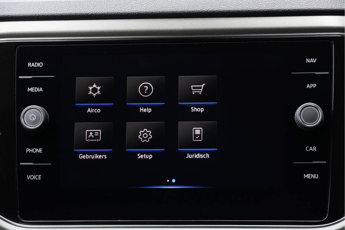 Volkswagen T-Roc Volkswagen T-Roc 1.0 TSI Style BJ2021 Lmv 16″ | Led | Pdc | App-Connect | Navigatie (Niet vrijgeschakeld) | Climate control | Cruise control | Extra getint glas