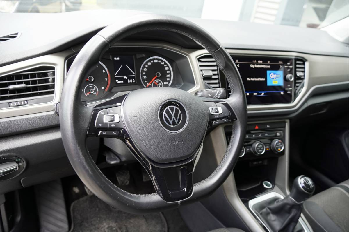 Volkswagen T-Roc Volkswagen T-Roc 1.0 TSI Style BJ2021 Lmv 16″ | Led | Pdc | App-Connect | Navigatie (Niet vrijgeschakeld) | Climate control | Cruise control | Extra getint glas