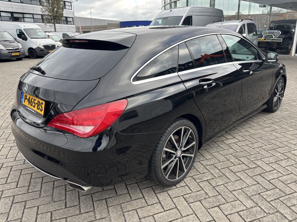 Mercedes-Benz CLA Mercedes-benz CLA-klasse Shooting Brake 200 OrangeArt Edition Camera Panorama Bluetooth