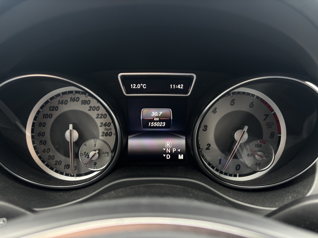 Mercedes-Benz CLA Mercedes-benz CLA-klasse Shooting Brake 200 OrangeArt Edition Camera Panorama Bluetooth
