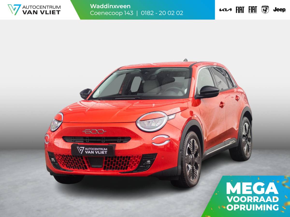 Fiat 600e Fiat 600e La Prima 54 kWh | 17% Bijtelling | Carplay | Elek. Stoel | Stoelverwarming | Keyless | LED | Clima