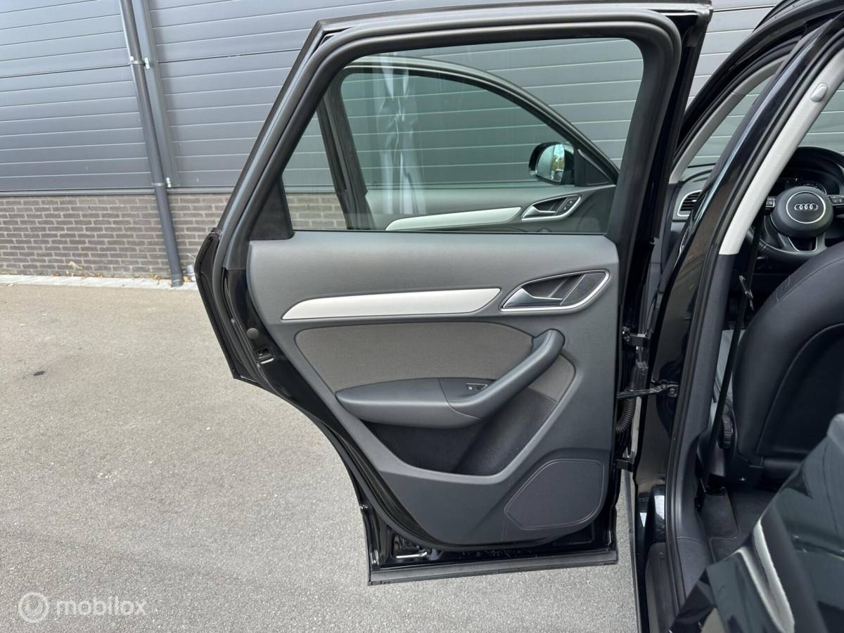 Audi Q3 Audi Q3 1.4 TFSI  Pro Line S TOPSTAAT! CLIMA*CRUISE*PDC*KEYLESS