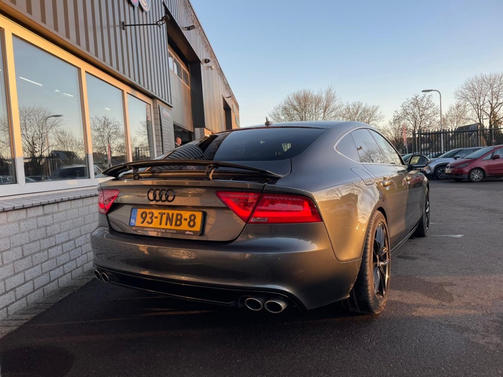 Audi A7 Audi A7 3.0 TDI S-line RS7 look Youngtimer Quattro Stoelverwarming Actieve spoiler Camera