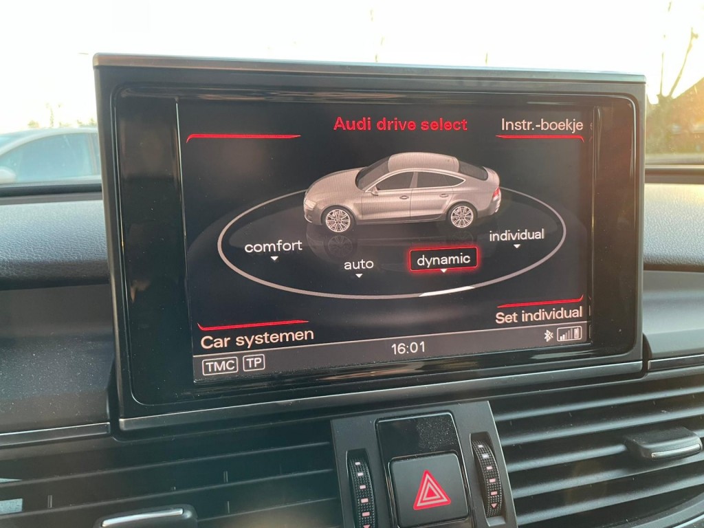 Audi A7 Audi A7 3.0 TDI S-line RS7 look Youngtimer Quattro Stoelverwarming Actieve spoiler Camera