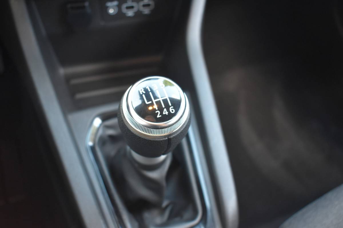 Renault Clio Renault Clio 1.0 TCe Bi-Fuel Zen G3 Gas dus super voordelig rijden 215,- per 3 maanden wegenbelasting Prijs incl. btw Gas kost 0,83 cent per liter