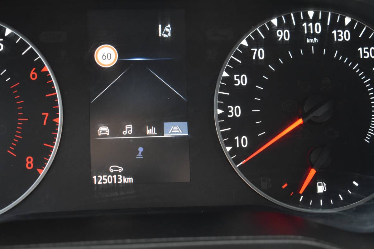 Renault Clio Renault Clio 1.0 TCe Bi-Fuel Zen G3 Gas dus super voordelig rijden 215,- per 3 maanden wegenbelasting Prijs incl. btw Gas kost 0,83 cent per liter