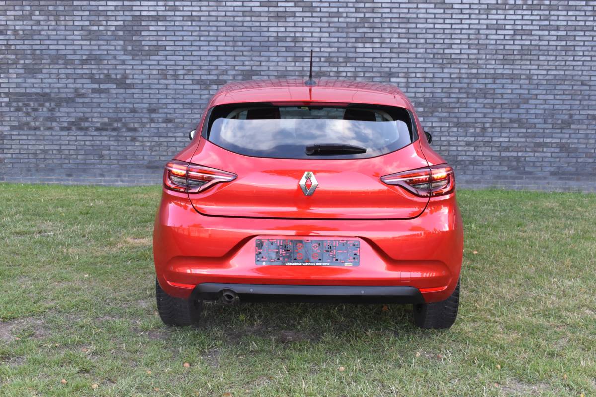 Renault Clio Renault Clio 1.0 TCe Bi-Fuel Zen G3 Gas dus super voordelig rijden 215,- per 3 maanden wegenbelasting Prijs incl. btw Gas kost 0,83 cent per liter