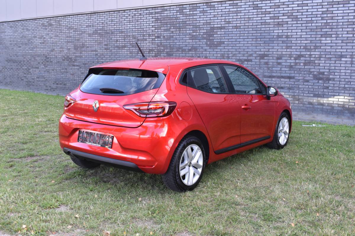 Renault Clio Renault Clio 1.0 TCe Bi-Fuel Zen G3 Gas dus super voordelig rijden 215,- per 3 maanden wegenbelasting Prijs incl. btw Gas kost 0,83 cent per liter