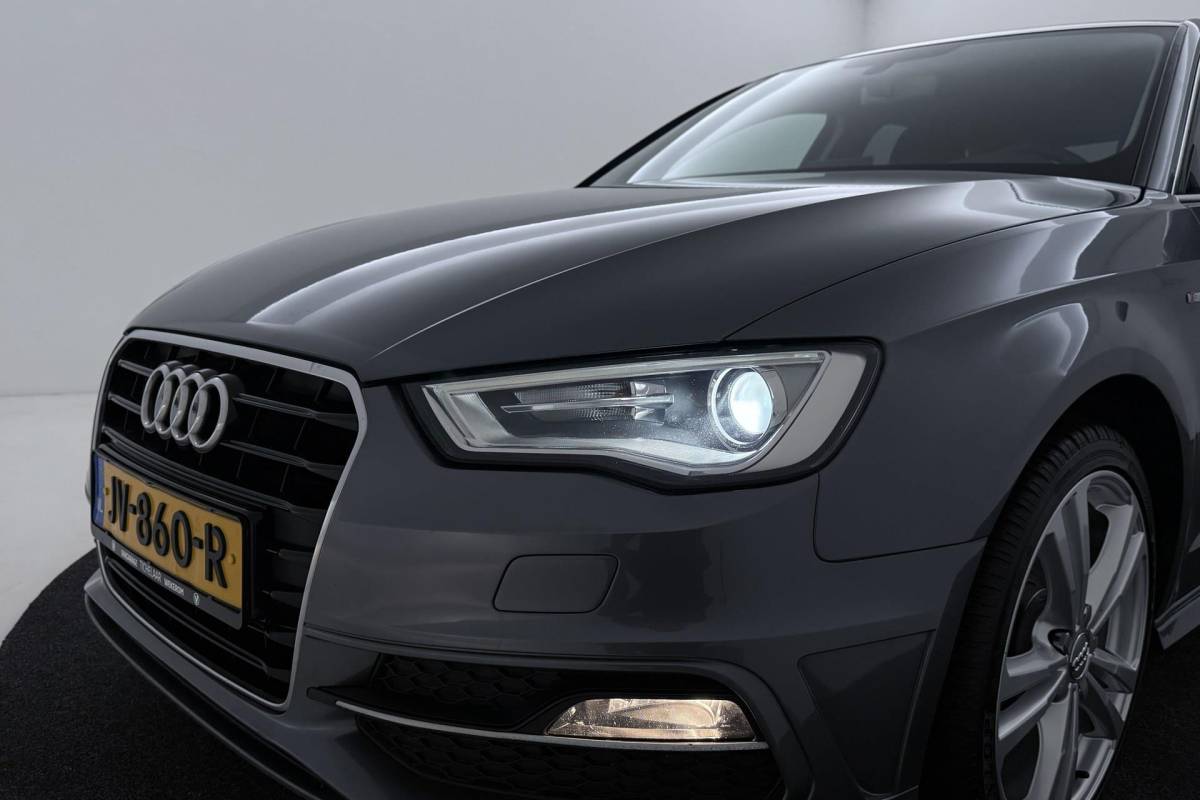 Audi A3 Audi A3 Sportback 1.2 TFSI Adrenalin S-Line | Org NL | Climate Control | Cruise Control |