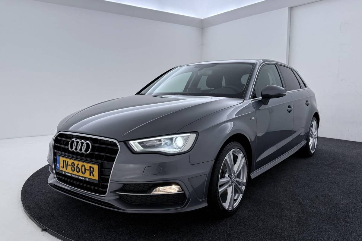 Audi A3 Audi A3 Sportback 1.2 TFSI Adrenalin S-Line | Org NL | Climate Control | Cruise Control |