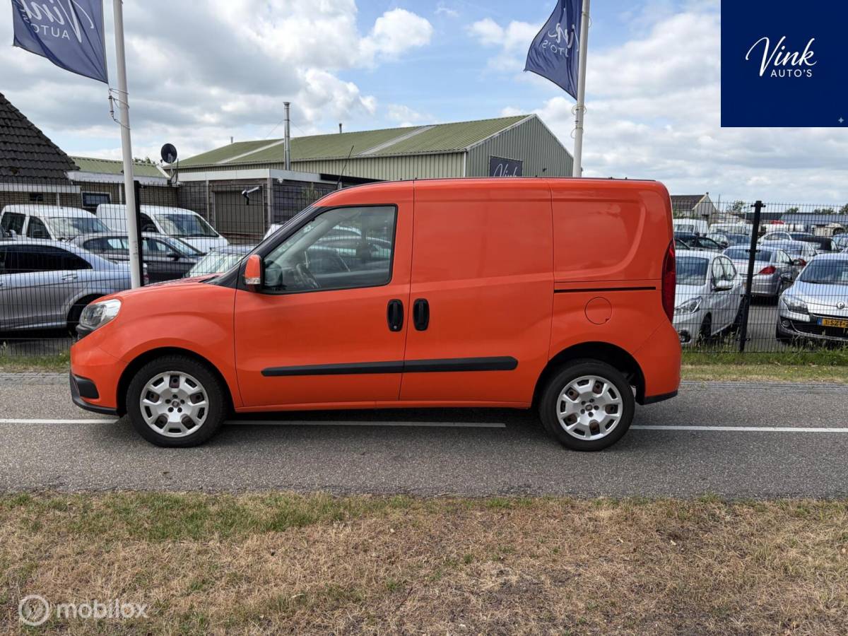Fiat Doblò Fiat Doblò Cargo 1.3 MJ L1H1 SX | 90 PK | Airco | 2x Schuifdeur | NAV | Trekhaak | Parkeersensoren
