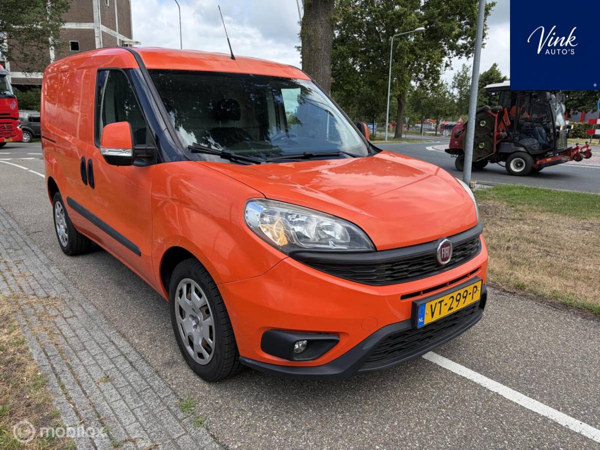 Fiat Doblò Fiat Doblò Cargo 1.3 MJ L1H1 SX | 90 PK | Airco | 2x Schuifdeur | NAV | Trekhaak | Parkeersensoren