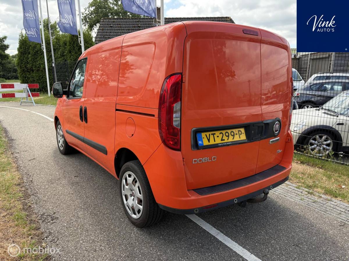 Fiat Doblò Fiat Doblò Cargo 1.3 MJ L1H1 SX | 90 PK | Airco | 2x Schuifdeur | NAV | Trekhaak | Parkeersensoren
