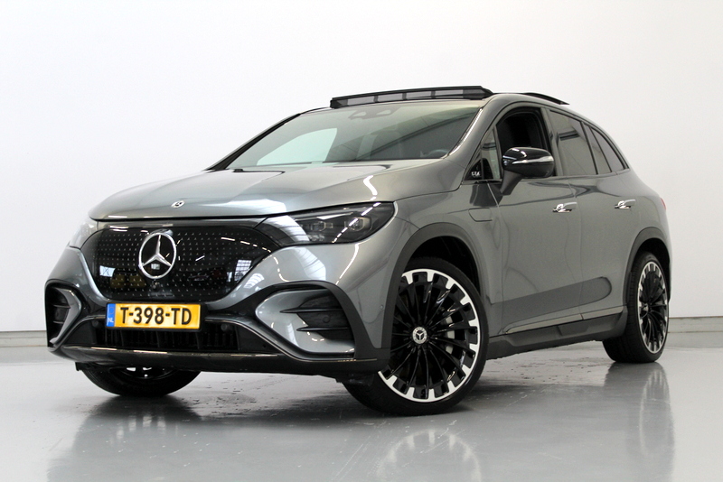 Mercedes-Benz EQE Mercedes-Benz EQE SUV 350 4Matic AMG Line 91 kWh, RIJKLAAR!! | PANORAMADAK | ELEC-TREKHAAK | LUCHTVERING | BURMESTER SOUND