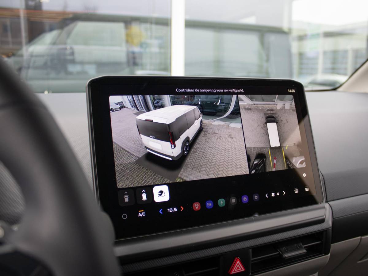 Kia PV5 Kia PV5 Passenger Elite Executive 71.2 kWh | Stoel en stuurverwarming | 360 graden camera |  Elektrisch bedienbare schuifdeuren links en rechts |