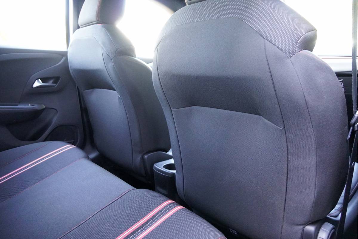Opel Corsa Opel Corsa 1.2 5drs GS Line BJ2020 Lmv 16″ | Led | App-Connect | Airco | Cruise control | Zwarte hemel | Sportstoelen | Getint glas