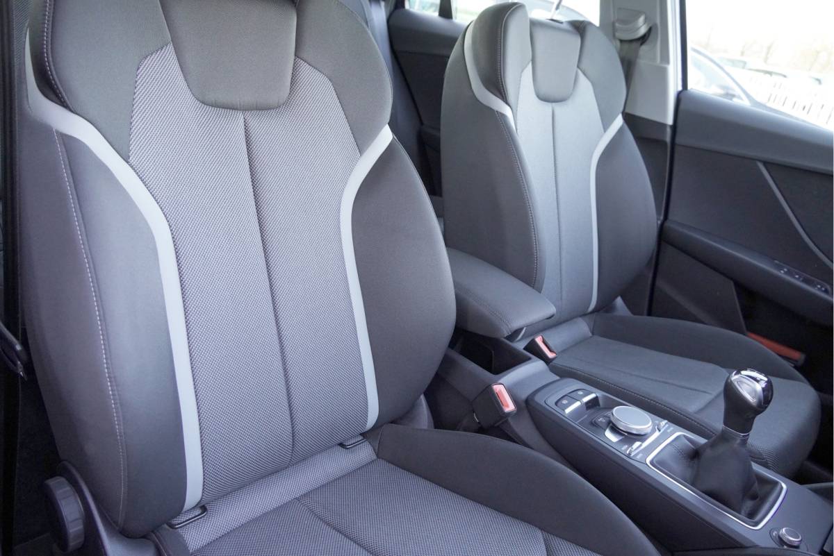 Audi Q2 Audi Q2 35 TFSI 150PK! Business Edition BJ2021 Lmv 17″ | Led V+A | Pdc | Navi | Afneembare trekhaak | App-Connect | Bang&Olufsen Audio | Virtual cockpit | Climate control | Cruise control | Getint glas